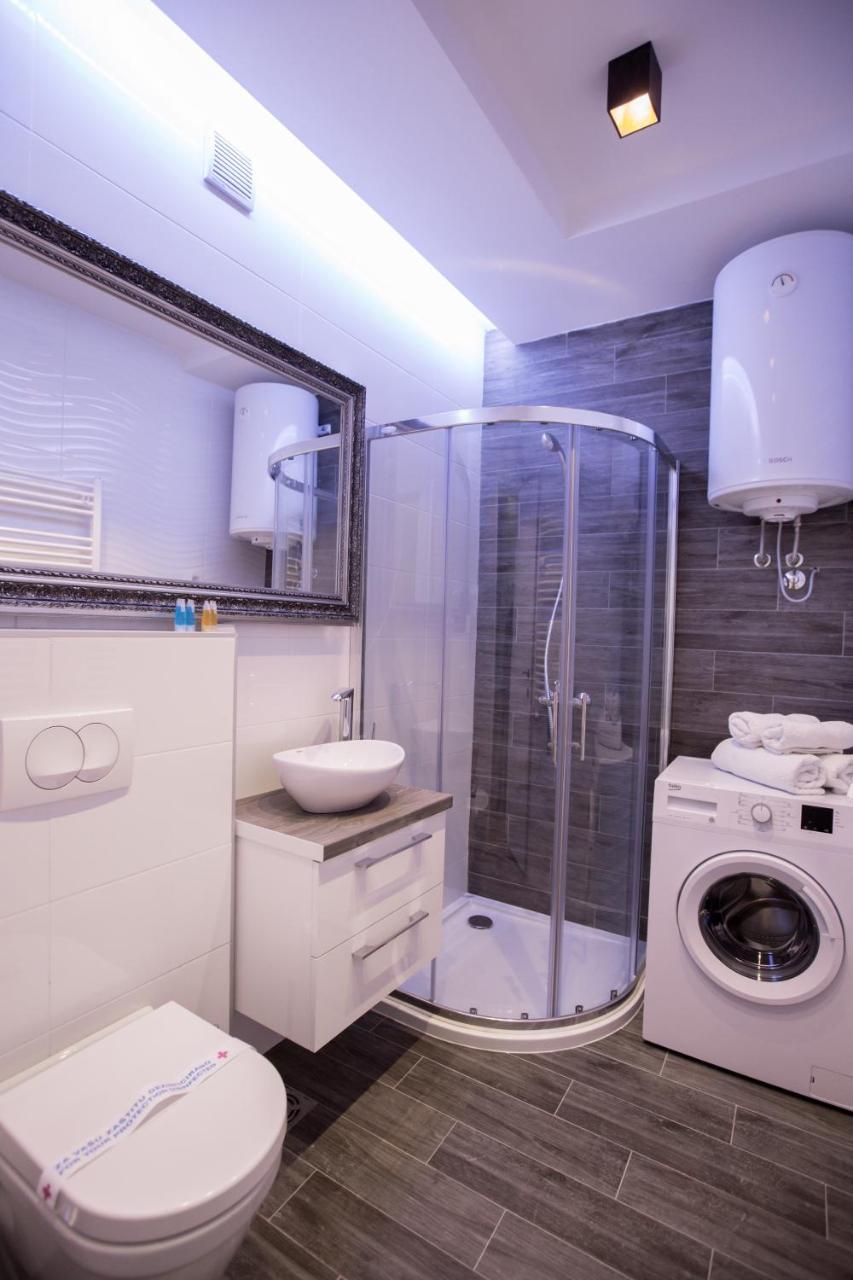 Exclusive And Apartment *